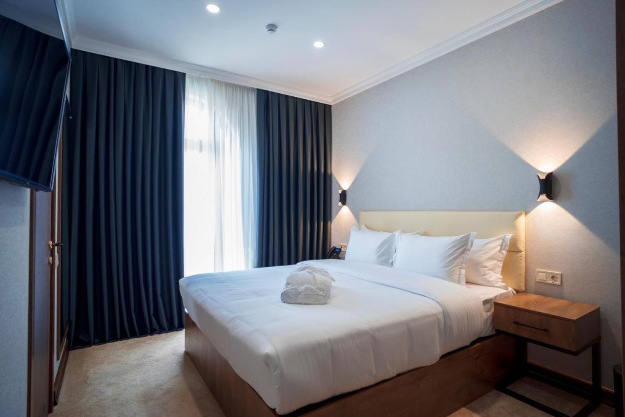 Oscar Boutique Hotel Tasken Kültér fotó