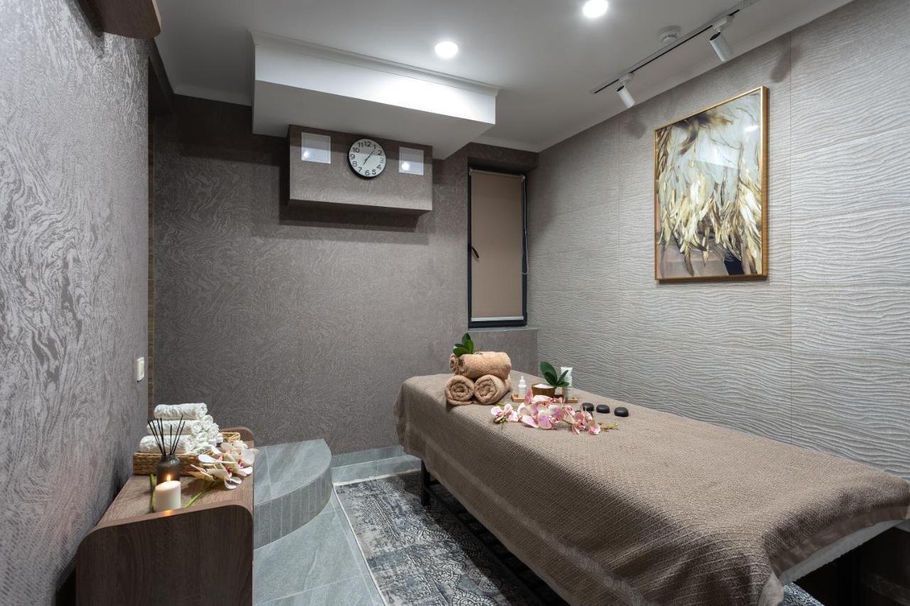 Oscar Boutique Hotel Tasken Kültér fotó