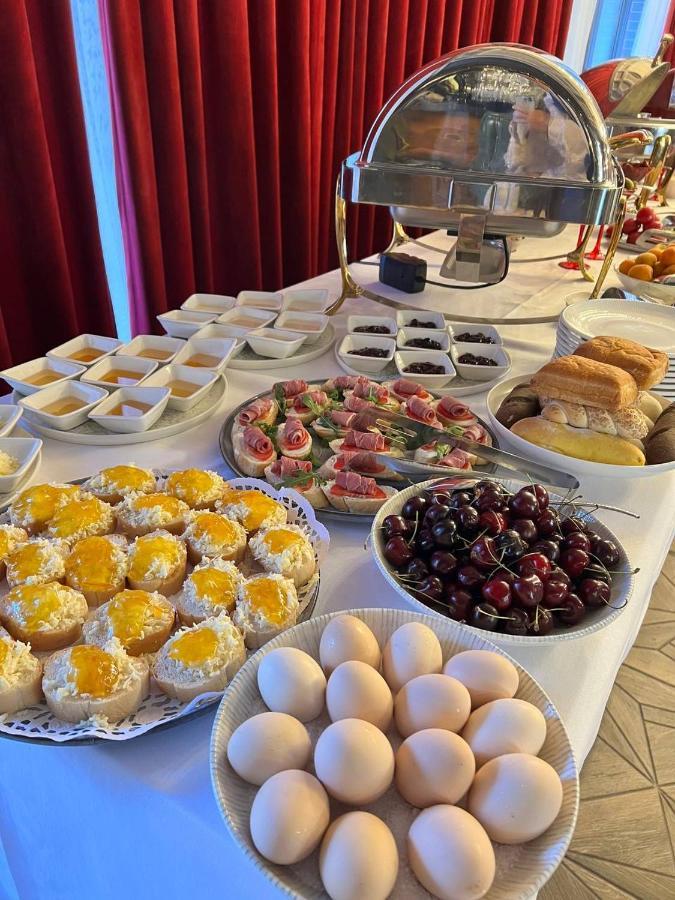 Oscar Boutique Hotel Tasken Kültér fotó