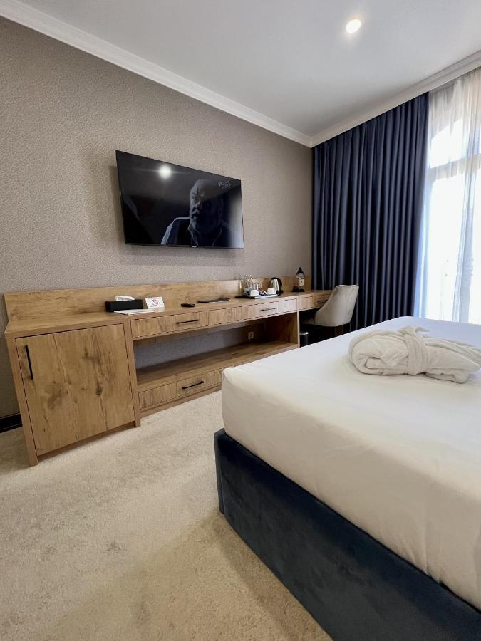 Oscar Boutique Hotel Tasken Kültér fotó